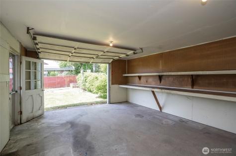 1021 S 68th Street Tacoma WA 98408