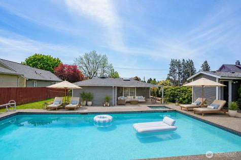 1021 S 68th Street Tacoma WA 98408