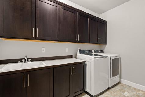 17 242nd Street SE Bothell WA 98021