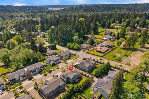 17 242nd Street SE Bothell WA 98021