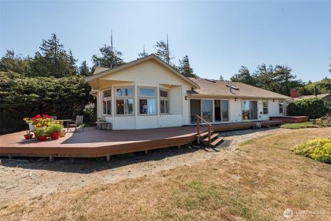 110 Sea Bluff Lane Port Angeles WA 98362