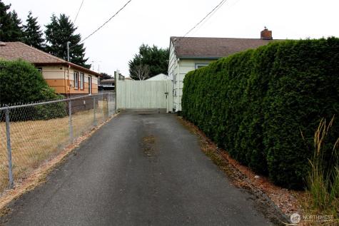 6439 S Clement Avenue Tacoma WA 98409