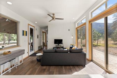 7 Mazama Meadows Lane Mazama WA 98833