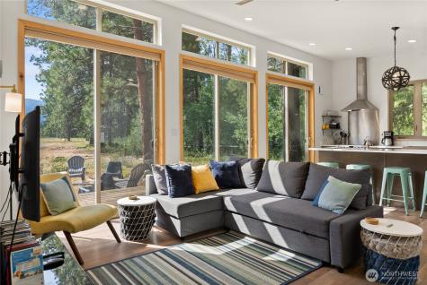7 Mazama Meadows Lane Mazama WA 98833