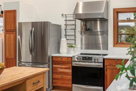 6729 NE Ralston Road Bainbridge Island WA 98110