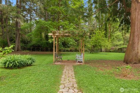 6729 NE Ralston Road Bainbridge Island WA 98110