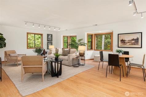 6729 NE Ralston Road Bainbridge Island WA 98110