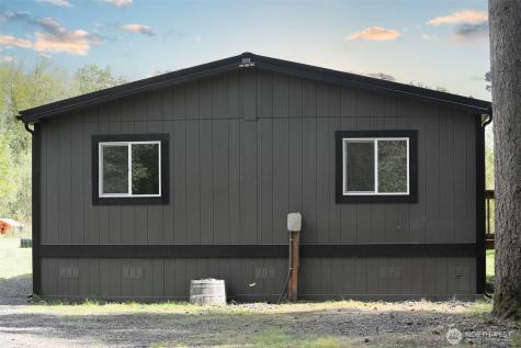 236 Gray Road Toledo WA 98591