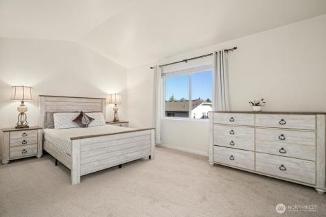4915 NE 5th Street Renton WA 98059