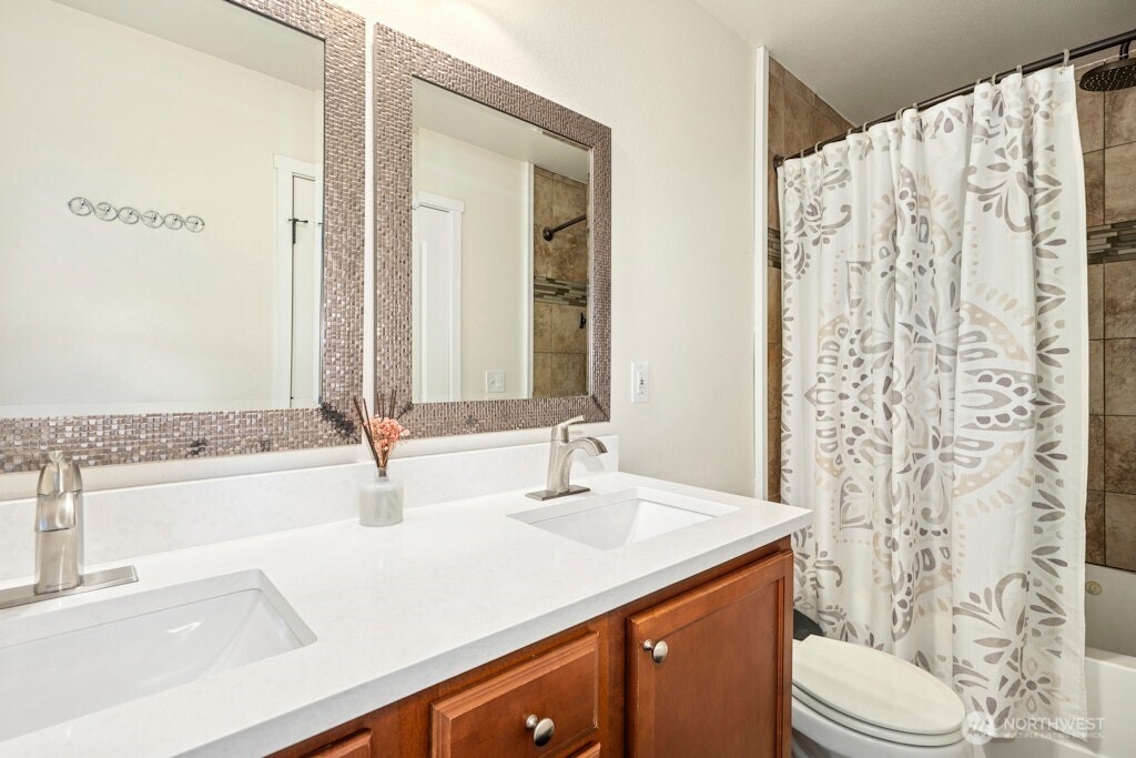 4915 NE 5th Street Renton WA 98059