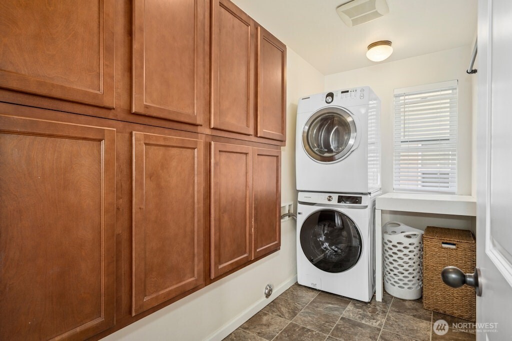 4915 NE 5th Street Renton WA 98059