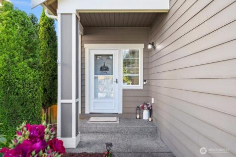 4915 NE 5th Street Renton WA 98059