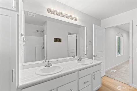 1275 Theo Way Rock Island WA 98850