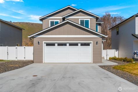 1275 Theo Way Rock Island WA 98850