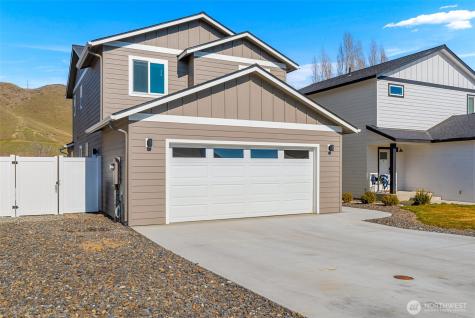 1275 Theo Way Rock Island WA 98850