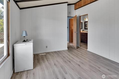 5303 90th Street E Tacoma WA 98446