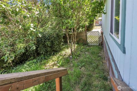5303 90th Street E Tacoma WA 98446