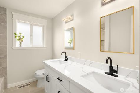 5306 26th Avenue S Seattle WA 98118