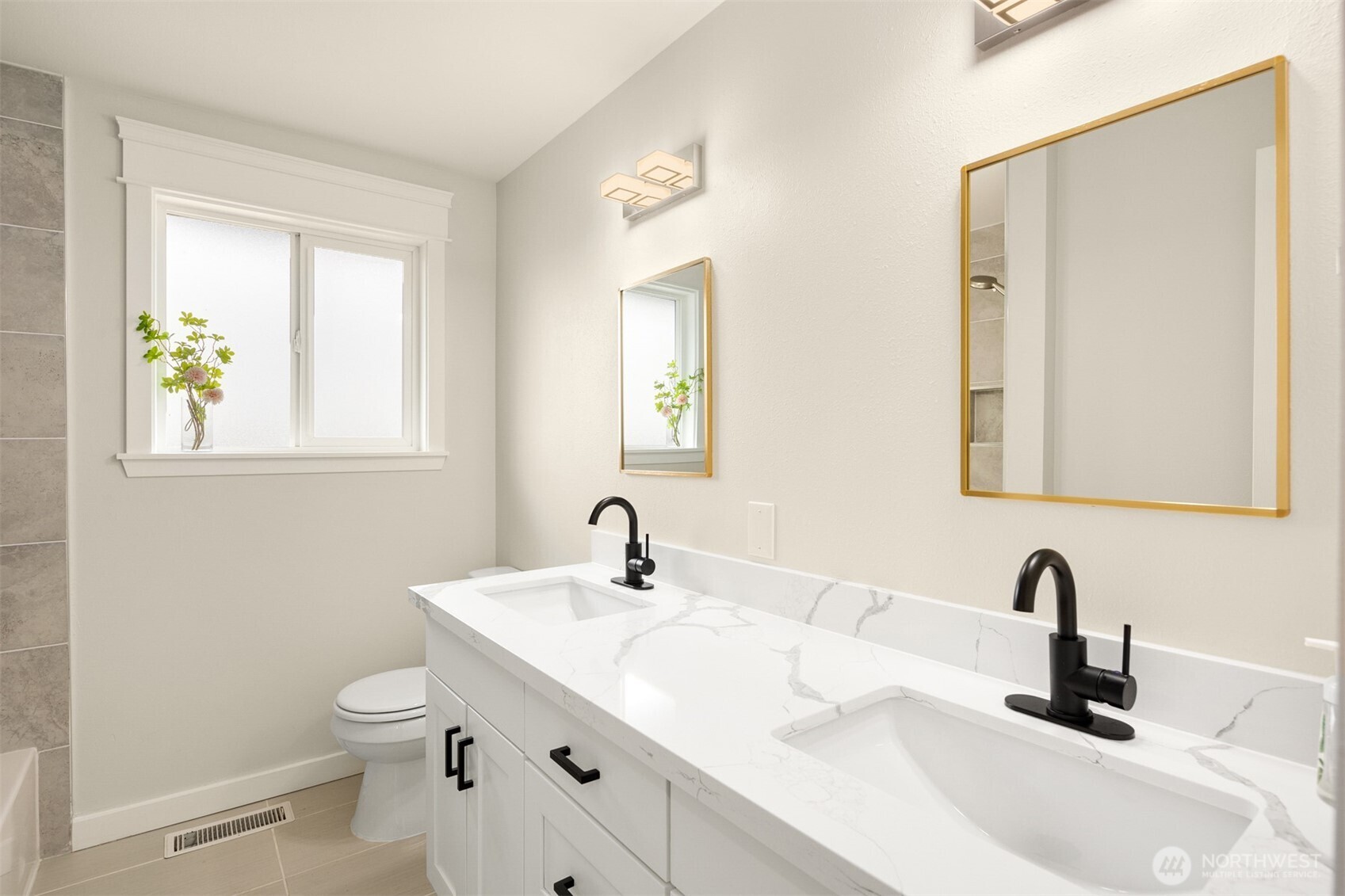 5306 26th Avenue S Seattle WA 98110