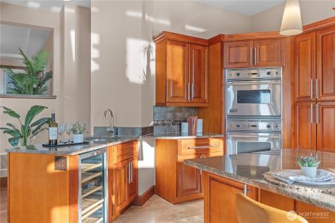 20619 NE 16th Street Sammamish WA 98074