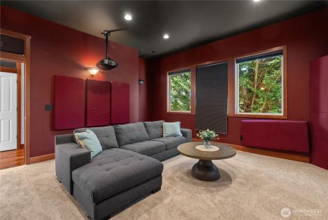 20619 NE 16th Street Sammamish WA 98074