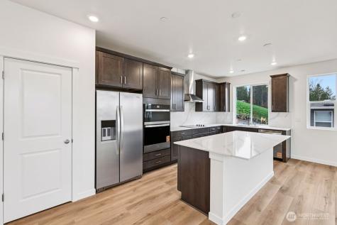 10304 6th Place SE Lake Stevens WA 98258