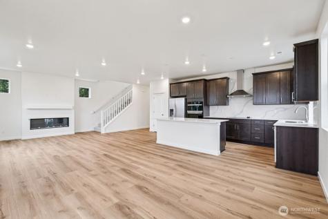 10304 6th Place SE Lake Stevens WA 98258