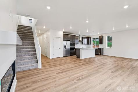 10304 6th Place SE Lake Stevens WA 98258