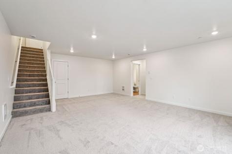 10304 6th Place SE Lake Stevens WA 98258