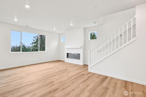 10304 6th Place SE Lake Stevens WA 98258