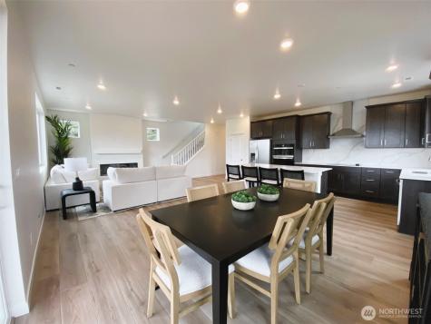10304 6th Place SE Lake Stevens WA 98258