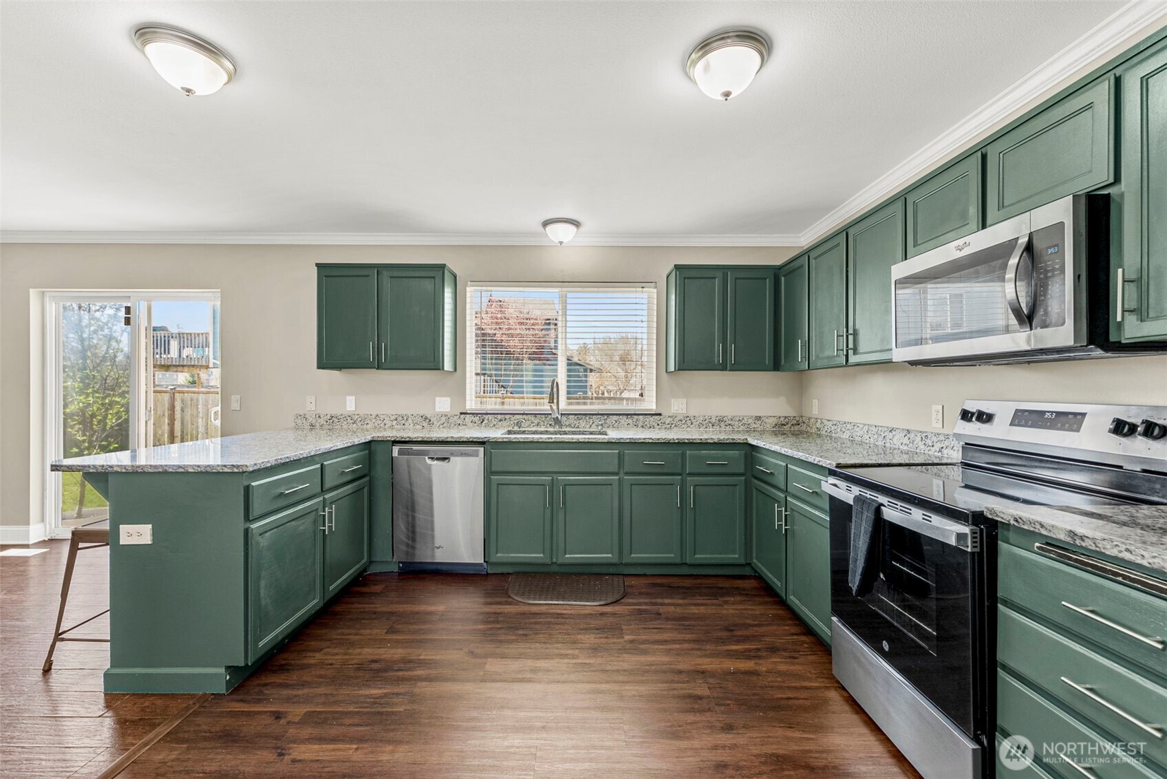 9115 Paradise View Court SE Yelm WA 98597
