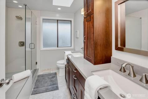 19213 SE 46th Place Issaquah WA 98027