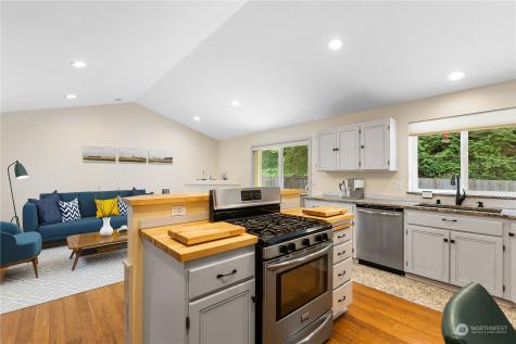 8624 154th Place Nw Stanwood WA 98292