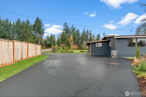 11285 SE Southworth Drive Port Orchard WA 98366