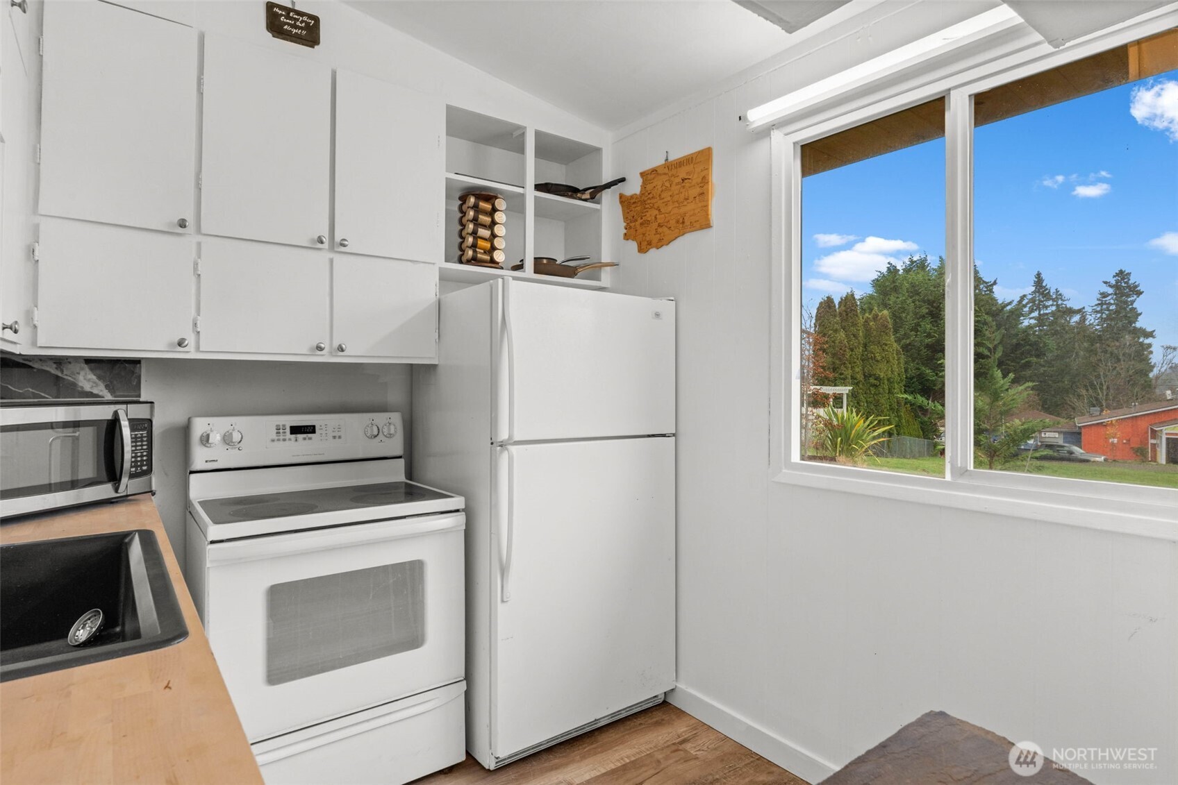 11285 SE Southworth Drive Port Orchard WA 98366