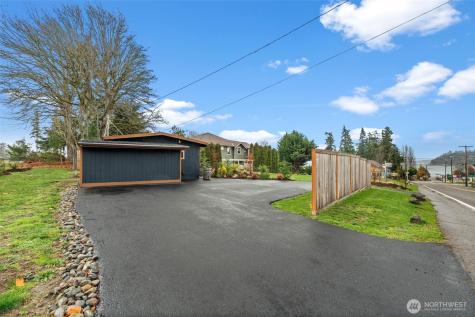 11285 SE Southworth Drive Port Orchard WA 98366