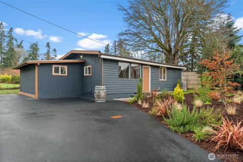 11285 SE Southworth Drive Port Orchard WA 98366