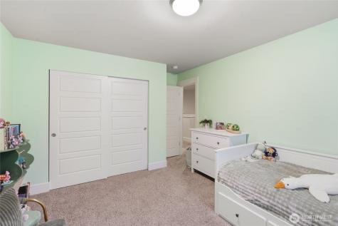 26029 242nd Place SE Maple Valley WA 98038