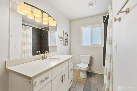 1317 47th Avenue E Fife WA 98424