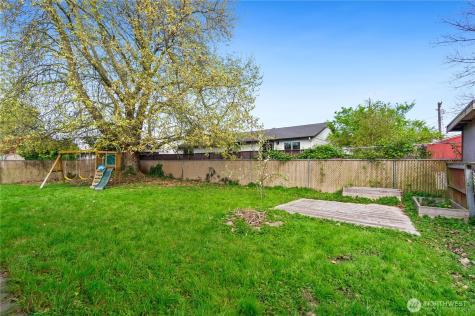 1317 47th Avenue E Fife WA 98424