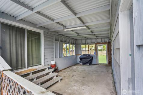 1317 47th Avenue E Fife WA 98424
