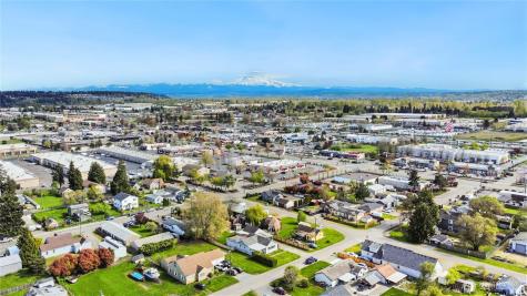 1317 47th Avenue E Fife WA 98424