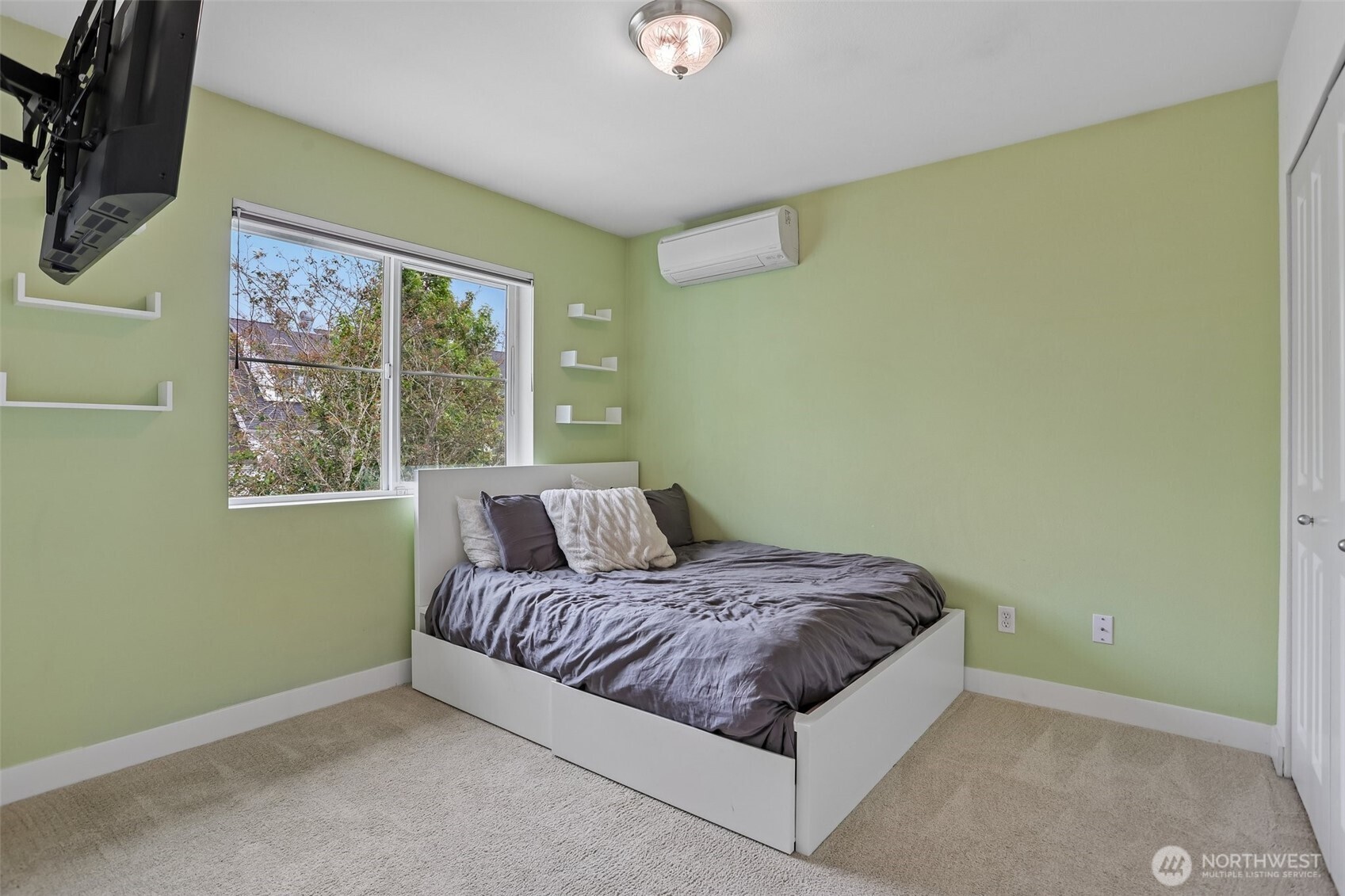 3951 S Chicago Street Seattle WA 98118