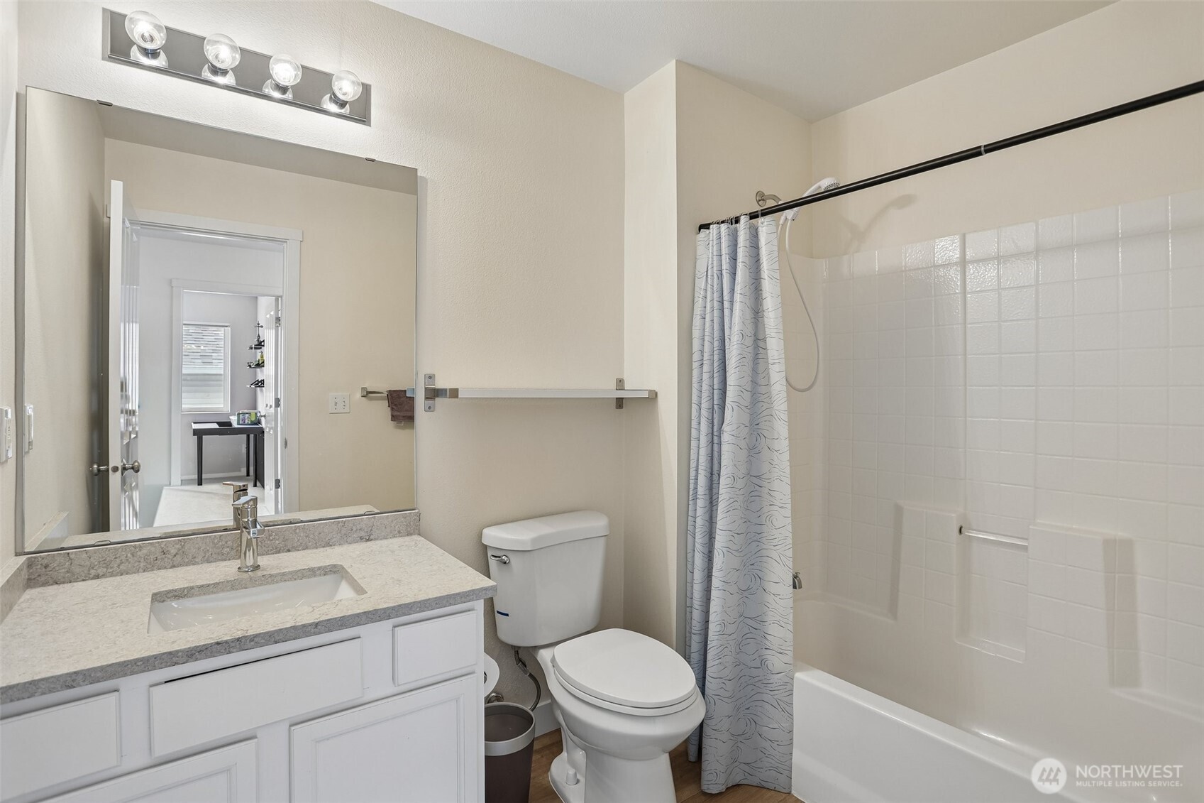 3951 S Chicago Street Seattle WA 98118