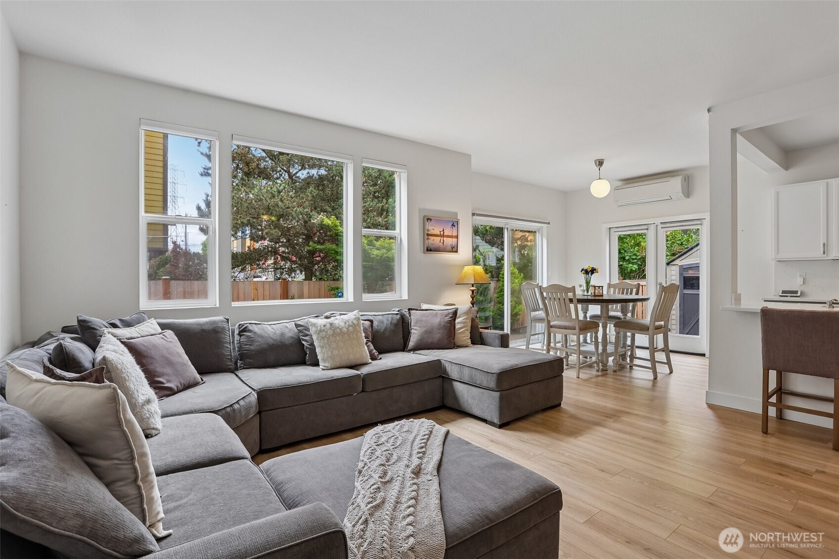 3951 S Chicago Street Seattle WA 98118
