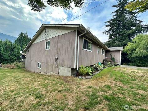 121 Pleasant View Drive Morton WA 98356