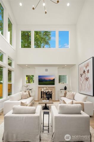 2104 166th Place NE Bellevue WA 98008