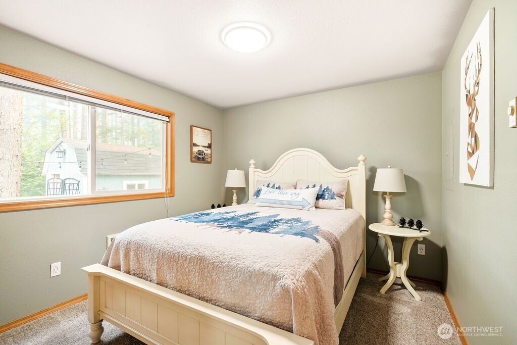 411 N Mount Seattle Way Hoodsport WA 98548