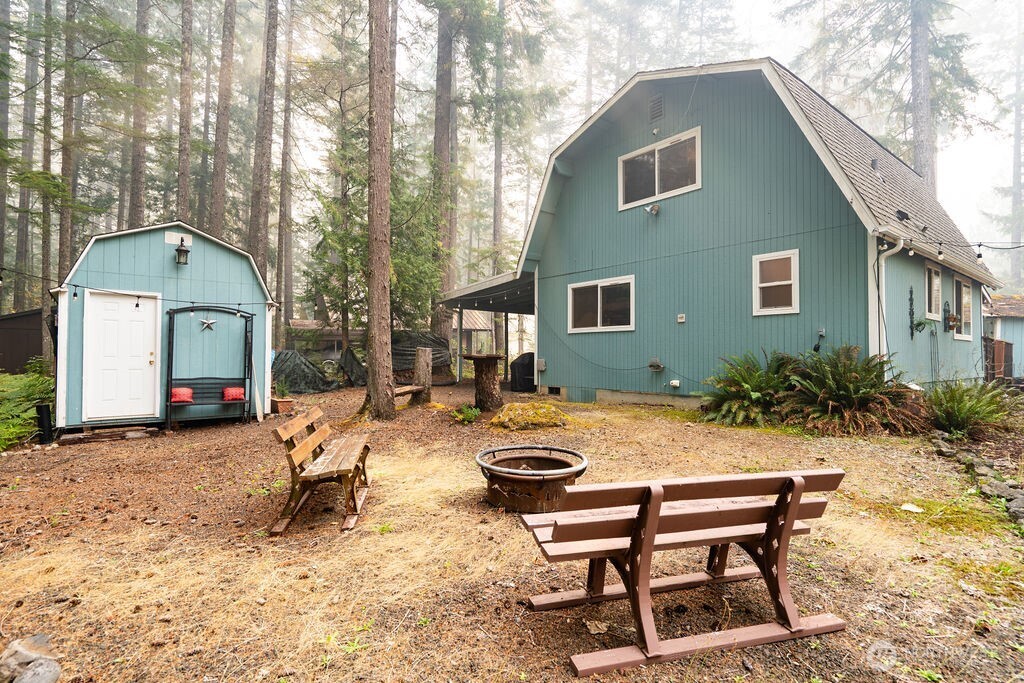 411 N Mount Seattle Way Hoodsport WA 98548